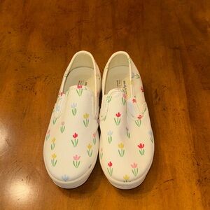 TBBC SeaVees Legend Sneaker - Travilah Tulip - 2 Big Kid